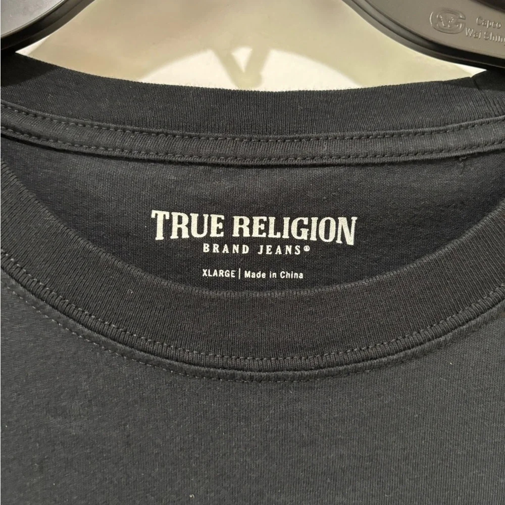 True Religion Black Men's T-Shirt size XL